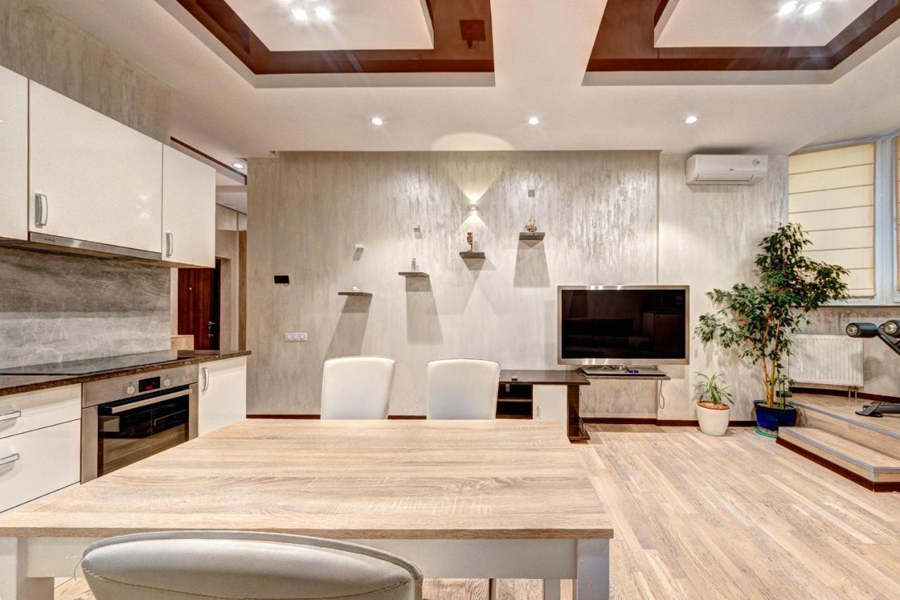 Apartments Near Kiev Botanical Garden Ym.Hryshka Exterior photo